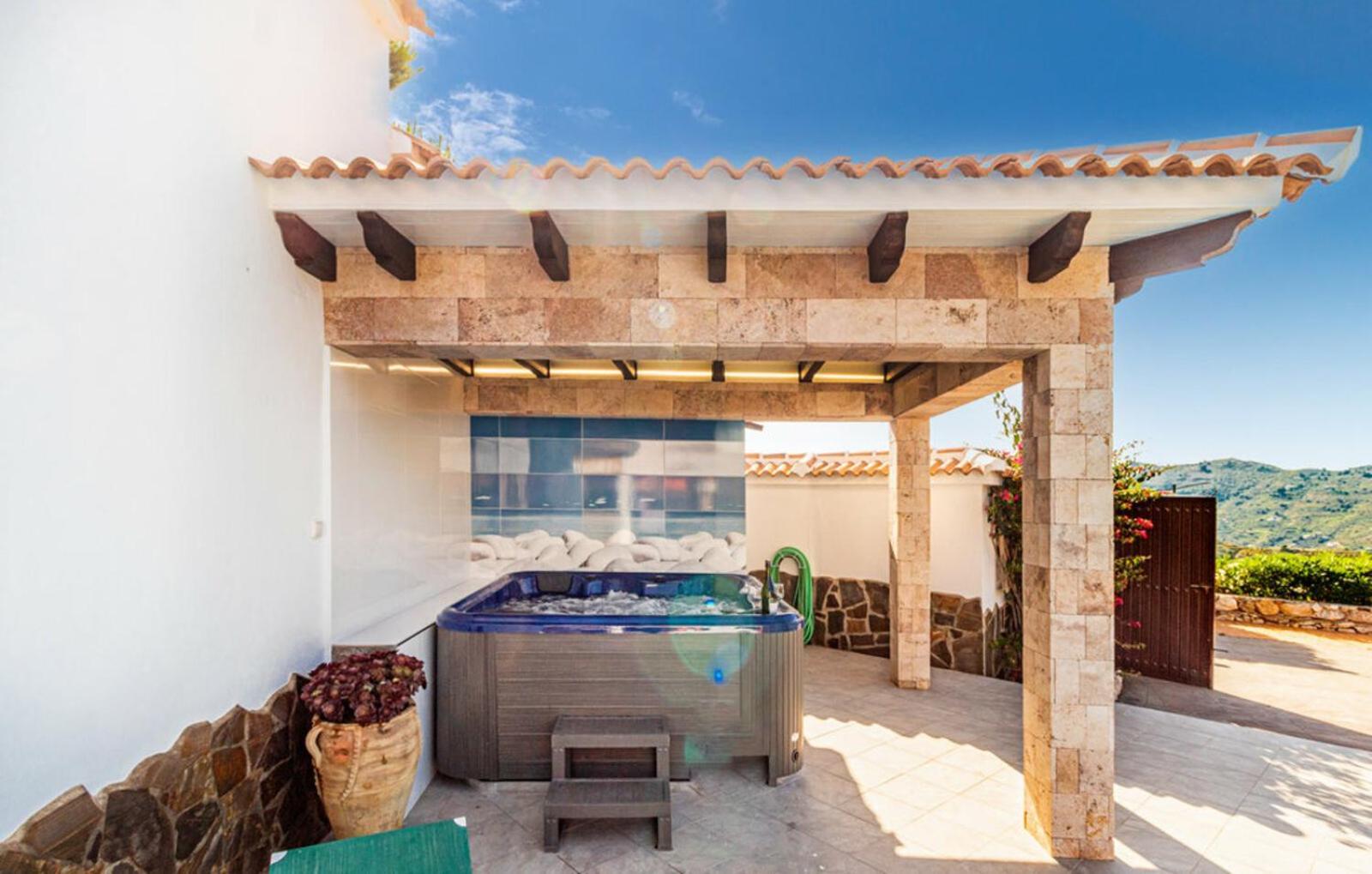 Villa Javier En Sayalonga Extérieur photo