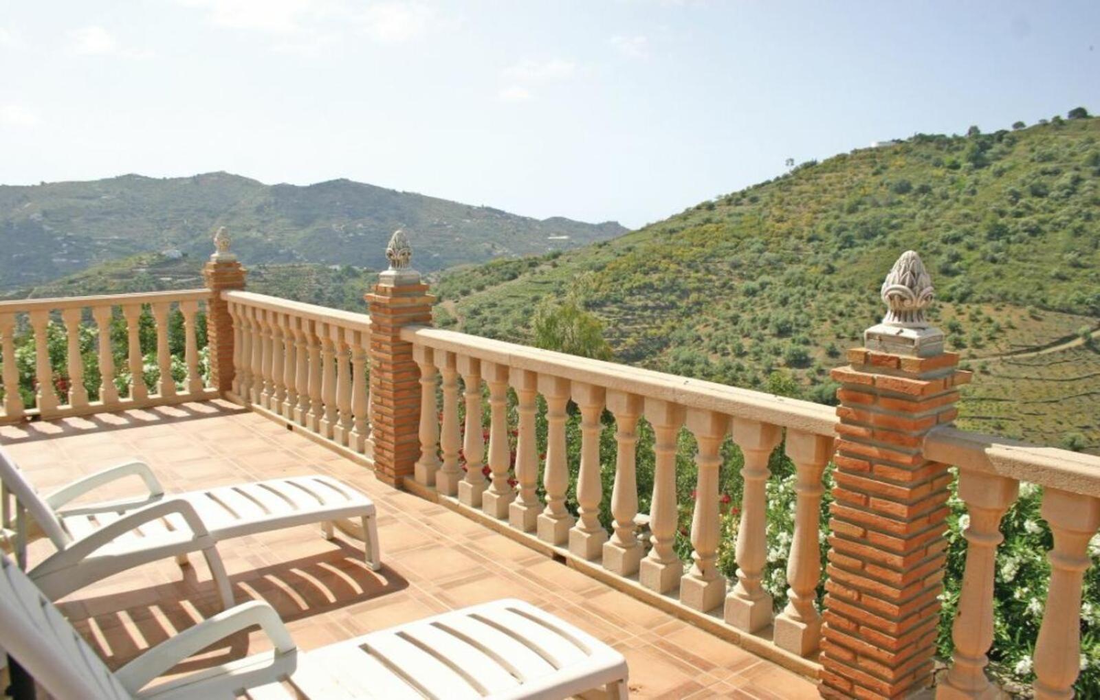 Villa Javier En Sayalonga Extérieur photo