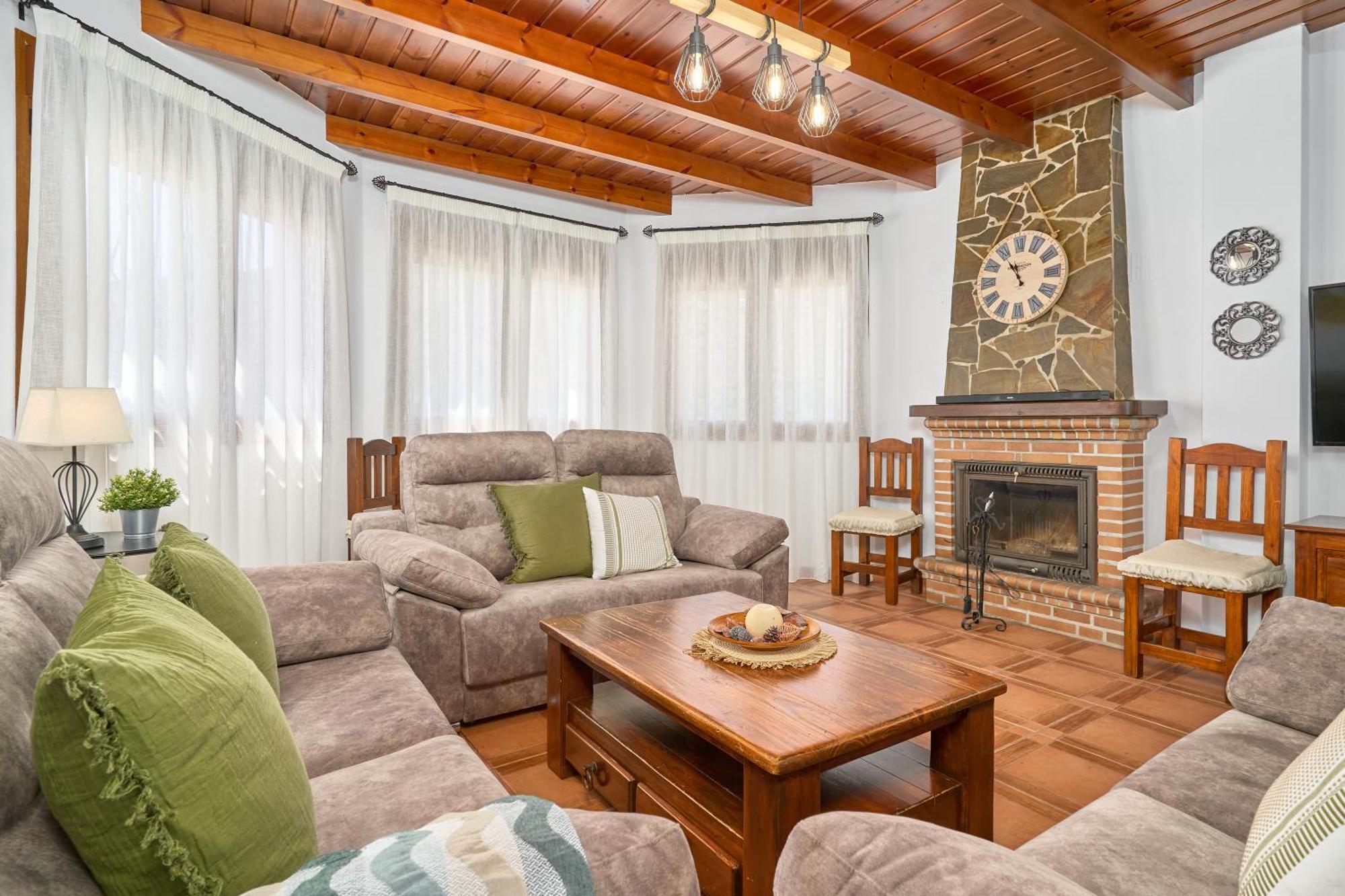 Villa Javier En Sayalonga Extérieur photo