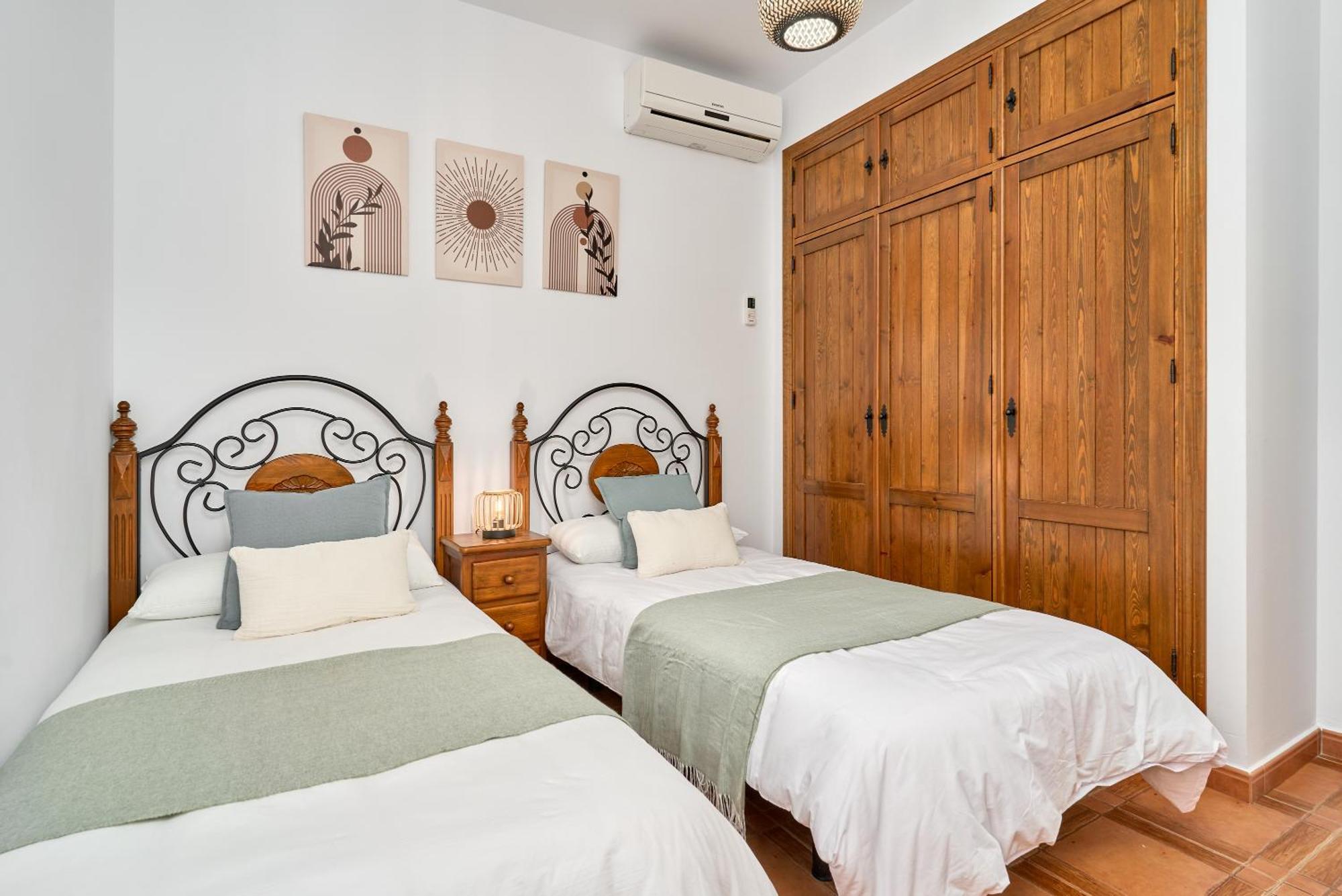 Villa Javier En Sayalonga Extérieur photo